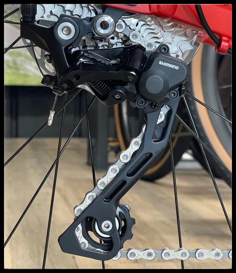 Giant Revolt 1 Large Grenadine 2022-5